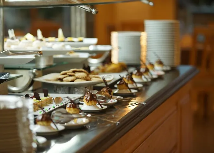 Shoni Bay Resort *